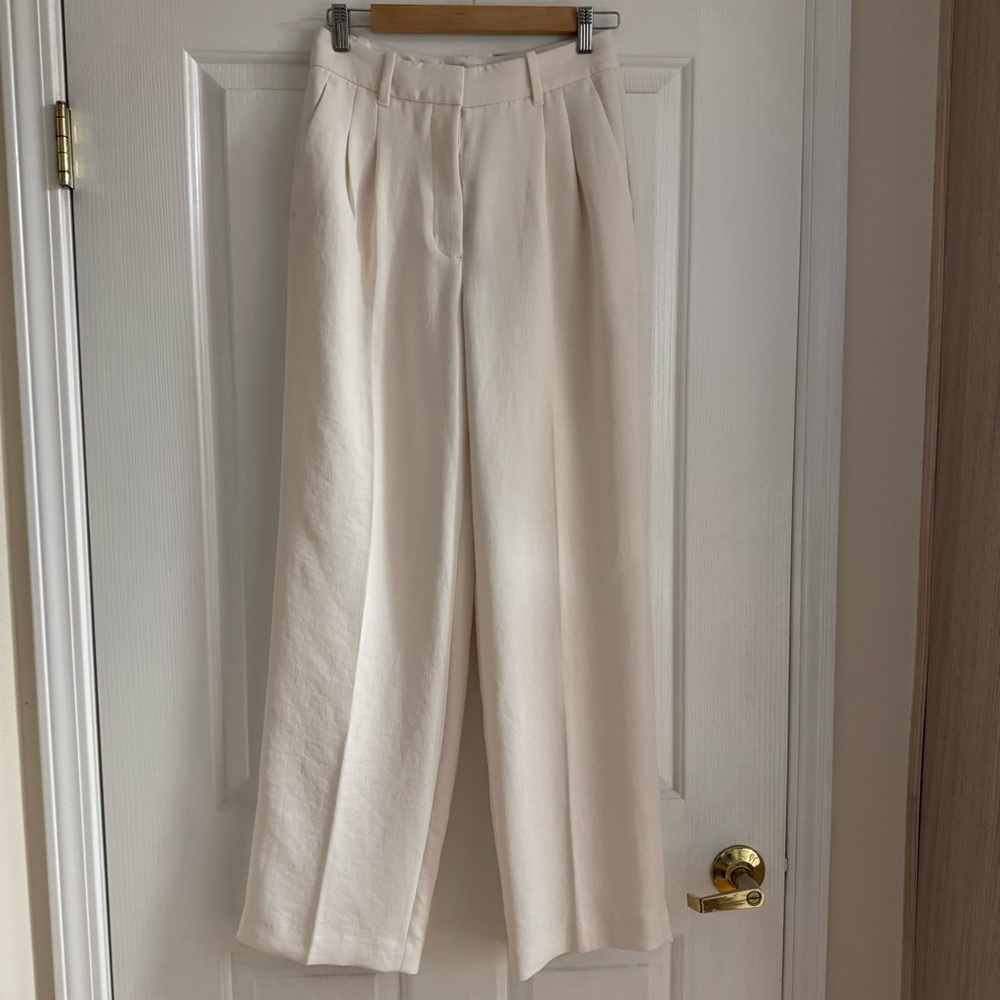 Aritzia Wilfred Effortless Pants Trousers in Light Birch Size 4